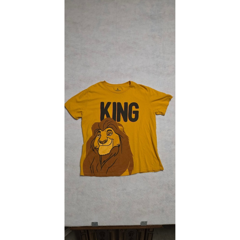 Disney Lion King Mufasa Graphic T-Shirt Size Large Yellow King Short Sleeve